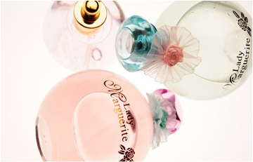 オリジナルブランド香水・化粧品・ヘアケアの企画・開発・販売